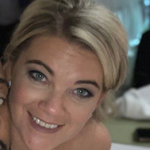 Meet your Posher, Hillary